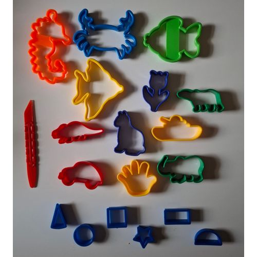 Moules Formes Emporte Pièce - Accessoires Pour Pate À Modeler - 15 Formes Différentes Tailles Et Seau De Rangement