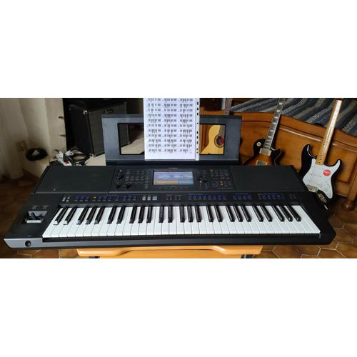 Yamaha Psr - Sx 700