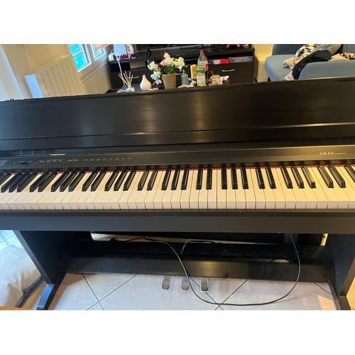 Piano Akai Professionnel