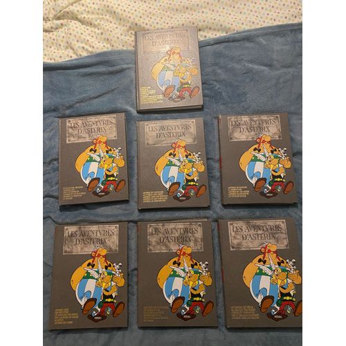 Tomes Des Aventures D’Astérix. Livre De Collection.