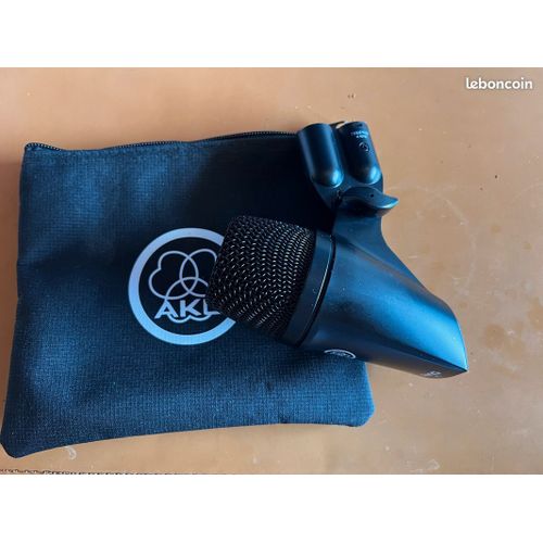 Micro AKG P2