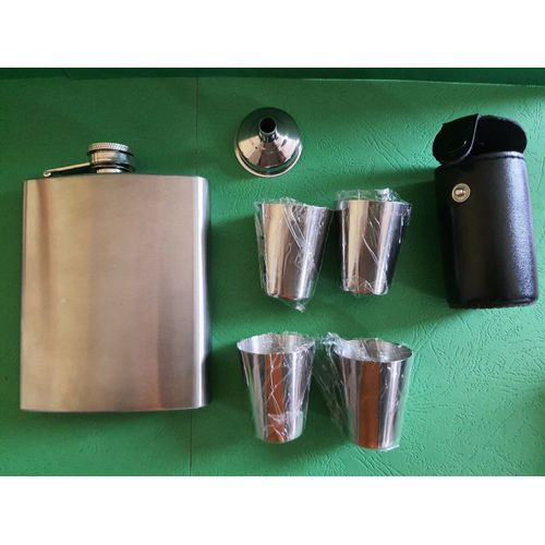 Flasque Stainless 7oz Avec 4 Verre Et Bec Verseur