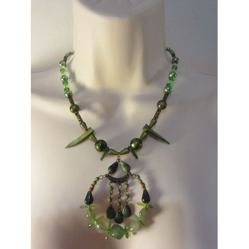 Collier Vert Et Bronze Avec Gros Pendentif En Perle De Verre