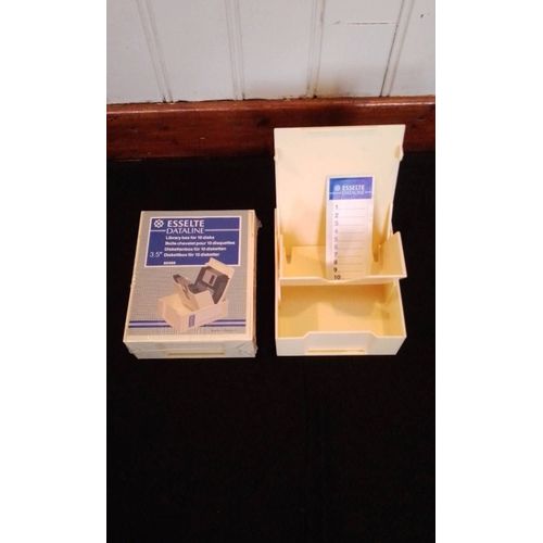2 Boîtes chevalet pour 10 disquettes