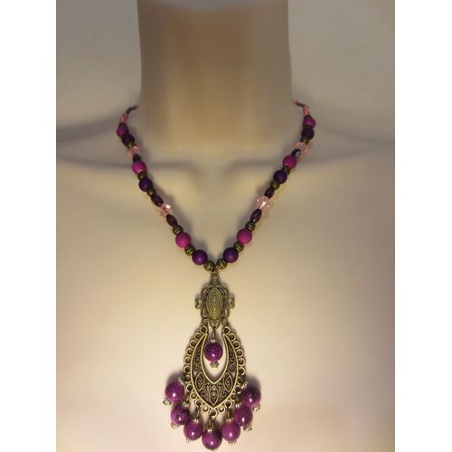 Collier Violet Et Rose Avec Pendentif