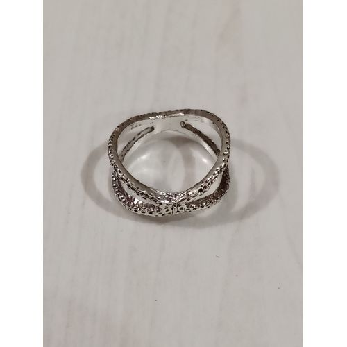 Bague Métal Argenté,Double Anneau Croisé ,Taille 17.2