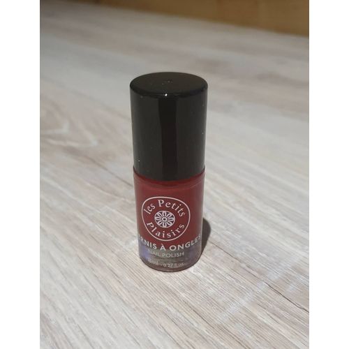 Vernis À Ongles Les Petits Plaisirs Nail Polish Rouge