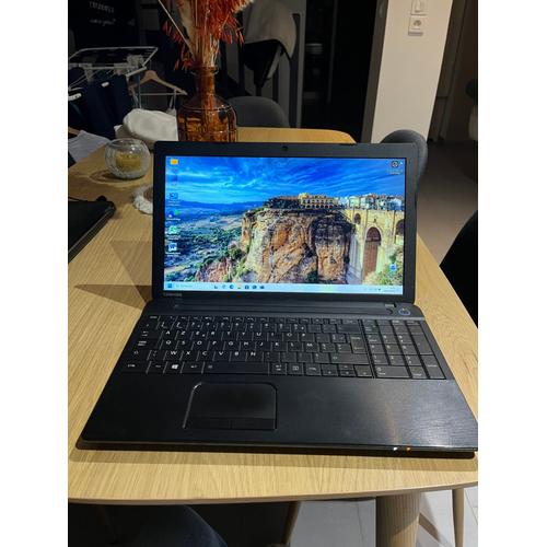 Toshiba C50 Pro - 15.6" Intel Core i3 - Ram 12 Go - SSD 256 Go