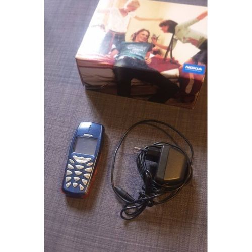 Nokia 3510 Avec Chargeur Et Boite