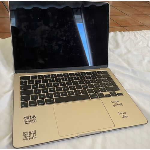 Apple MacBook Air 13" M2 - Ram 8 Go - DD 256 Go