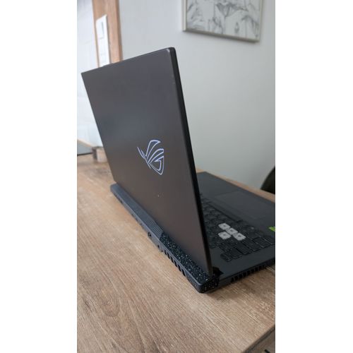 Asus Rog Strix G17 - 17.3" AMD Ryzen 7 6800HS - 3.2 Ghz - Ram 16 Go - SSD 512 Go - Gris