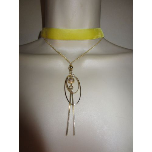 Collier Ras Cou Jaune Avec Pendentif