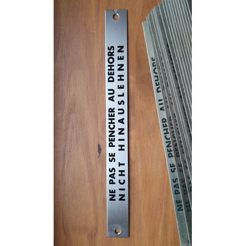Plaque Sncf Ne Pas Se Pencher Au Dehors / Nicht Hinauslehnen