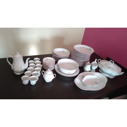 Service À Vaisselle En Porcelaine
