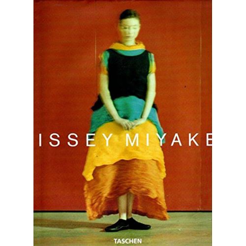 Issey Miyake. Mark Holborn. ( Trilingue) Taschen
