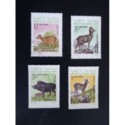 Timbre Vietnam Du Nord Yt 790 A 793 Série : Animaux Sauvages 1973 ( 060109 )