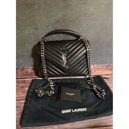 Yves Saint Laurent College Medium en cuir matelassé 