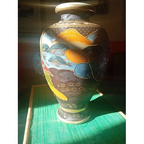 VASE EN PORCELAINE SATSUMA JAPON circa 1930
