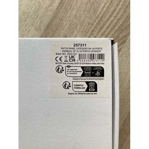 Panneau de brassage / Patch Panel Category 6A - 24 PORTS / Panneau 19" 1U 24 PORTS CAT6ASTP / NEUF Emballage origine