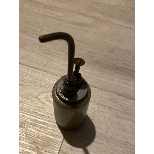 Burette d huile de marque BIB Modèle 43, n°1
