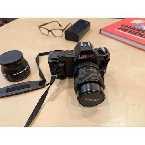 CANON T50 REFLEX 35MM + objectif VIVITAR 28-70MM + WISER SEMI FISH-EYE MIJ