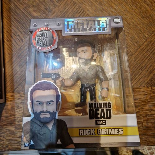 Figurines Rick Grimes Métal