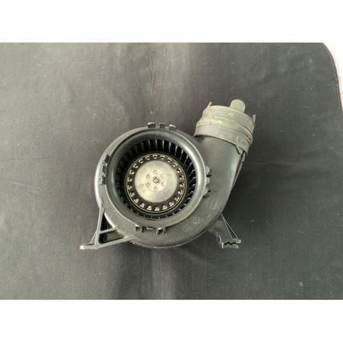 Titre : Ventilateur de Machine à Laver Bosch Siemens Modèle G2E104-AA82-10