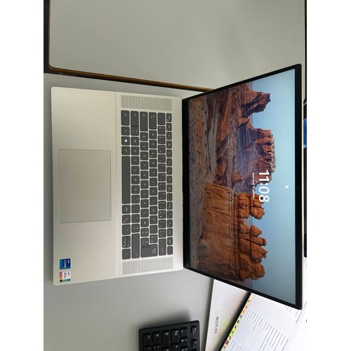 Dell Inspiron 16 5620 - 16" Intel Core i7 1255U - 1.7 Ghz - Ram 16 Go - DD 512 Go - Azerty