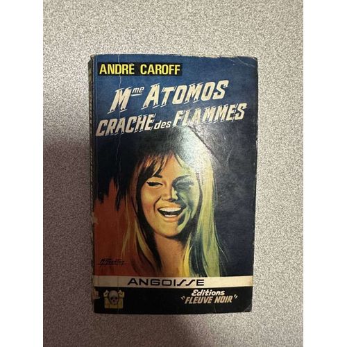 Mme Atomos Crache Des Flammes