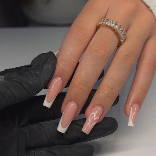 24 Pcs Blanc French Coffin Faux Ongles Long,Pink Press On Nails Avec Coeur Motif,Glossy Cercueil Faux Ongle Avec Colle Pour Femme Et Fille,Ballerine Faux Ongles À Coller Nail Art.[G1196] 
