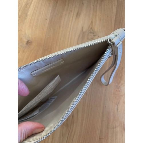 Pochette Mango