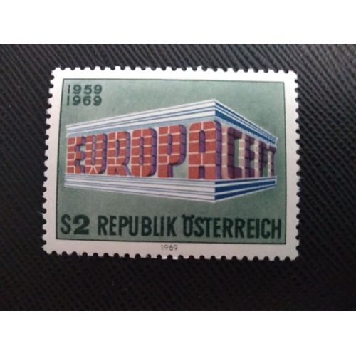 Timbre Autriche Yt 1121 « Europa » Et « Cept » Formant Un Temple 1969 ( 100109 )