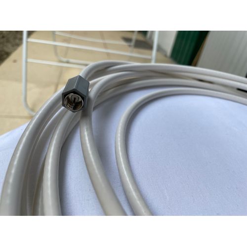 Cable coaxial Amphenol, L 6 M.