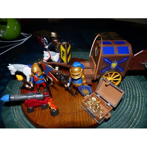 Lot Playmobils : Chevaliers Du Trésor Avec Charriot Et Chevaliers En Armes
