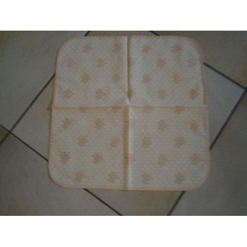 Serviettes De Table Beige Clair Et Fonce Lot De 4 38 X 37 Cm Motifs Fleurs