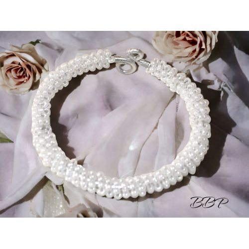 Bracelet De Perle De Rocaille Blanche Bracelet Femme Bracelet De Perle Fantaisie Bracelet Pour Elle Bracelet De Créateur Bijoux Fantaisie Femme Bracelet Perle Blanche
