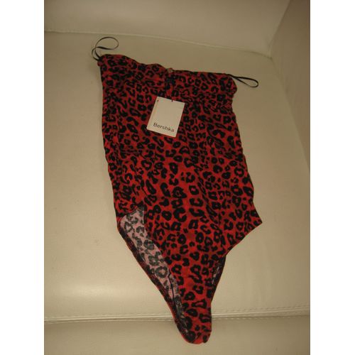 Bustier-Body Rouge Bershka