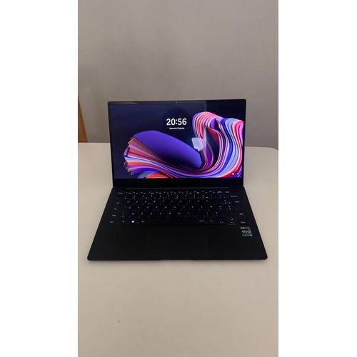 Samsung Galaxy Book 2 Pro - 13.3" Intel Core i5 1240P - 1.2 Ghz - Ram 8 Go - SSD 512 Go
