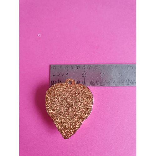Epais Pendentif Coeur Doré Gravé
