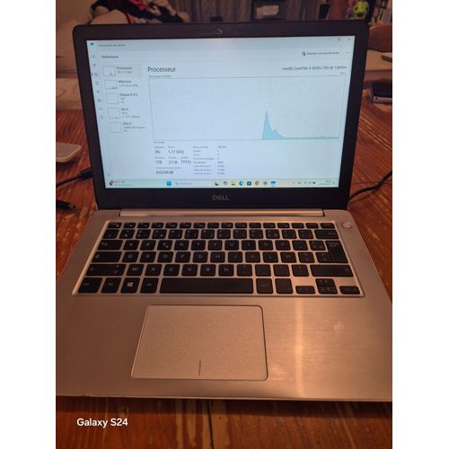 Dell Inspiron 13 5000 (P87G) - 13" Intel Core i5-8250U - 1.6 Ghz - Ram 32 Go - SSD 256 Go