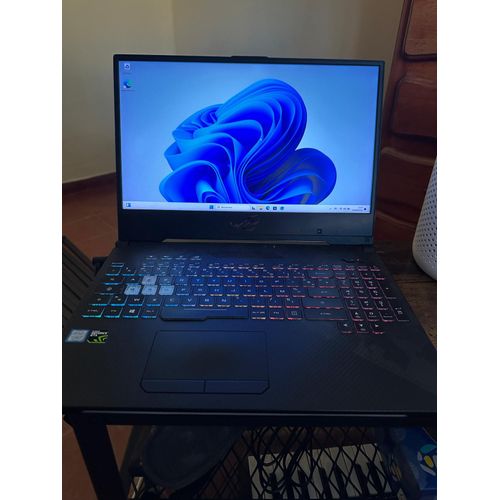 Asus Strix GL504GS - Intel Core i7-8750H - 2.2 Ghz - Ram 32 Go - SSD 500 Go + DD 1 To