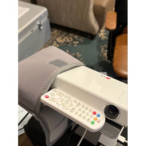 Projecteur vidéo portable LG Pb60g