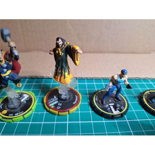 Lot De 4 Figurines Heroclix (Thor, Mandarin, Criminal, Boom-Boom)