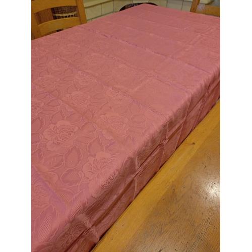 Nappe Rectangulaire Et 6 Serviettes De Table