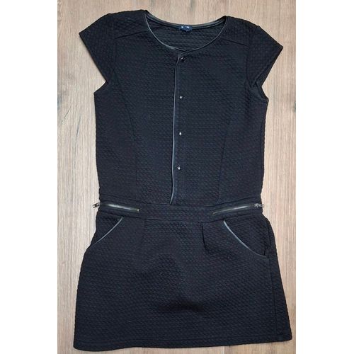 Robe Noire 10 Ans