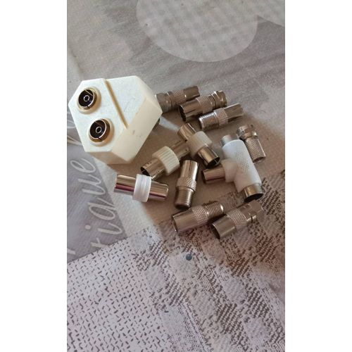 Récepteur Satellite Numérique Kyostar KNS 3000