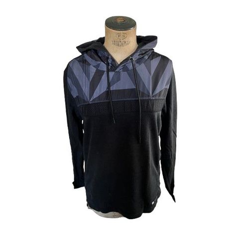 Pull Capuche Homme Taille : M Couleur : Noir & Gris, Largeur 50 Cm, Hauteur 67 Cm, Matière : 60% Coton, 40% Polyester,