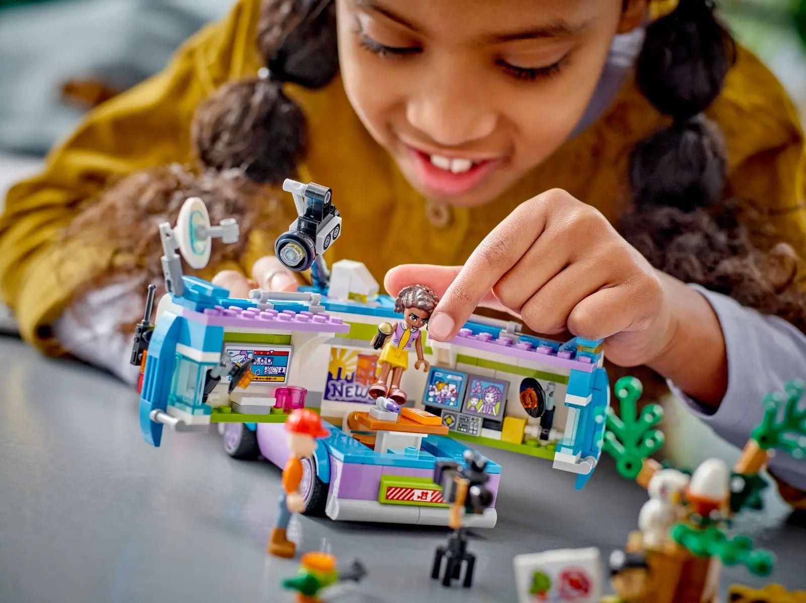 Lego Friends - Le Camion De Reportage - 41749 - 8