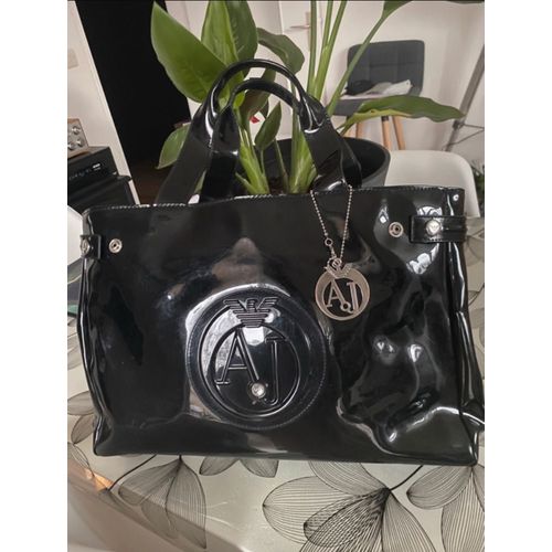 Sac à main Armani noir vernis