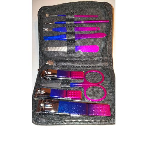 ensemble de manucure 9 pièces neuf jamais utilisé